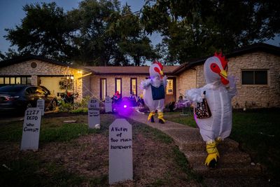 Will your Halloween weather be a trick or treat? Here is your forecast for the ghoulish holiday