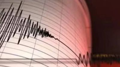 Magnitude 5.7 Quake Reported: Undersea tremor jolts Banda Sea; depth around 128 km