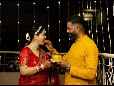 Happy Karwa Chauth 2026 Wishes Prompts: How to create beautiful AI images, romantic WhatsApp messages, Instagram captions and love quotes