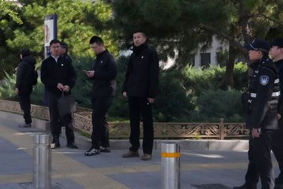 China elevates a military general to the Politburo and seeks to strengthen party discipline