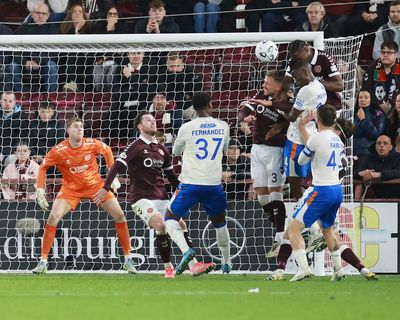 Scottish Premiership: McInnes booed in Rangers draw at Hearts, Celtic held at home