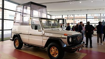 Vatican: Century of Mercedes-Benz popemobiles goes on display