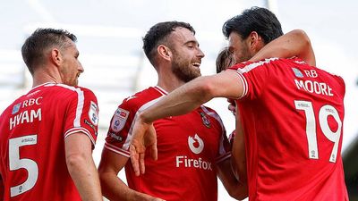 ‘It’s Up to Us’—Phil Parkinson Confident Wrexham Can Buck Unusual Championship Trend