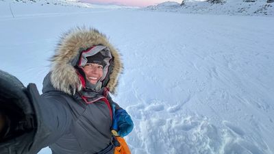 First American Woman's Polar Feat: Eliastam completes 700-mile solo ski; three years in training