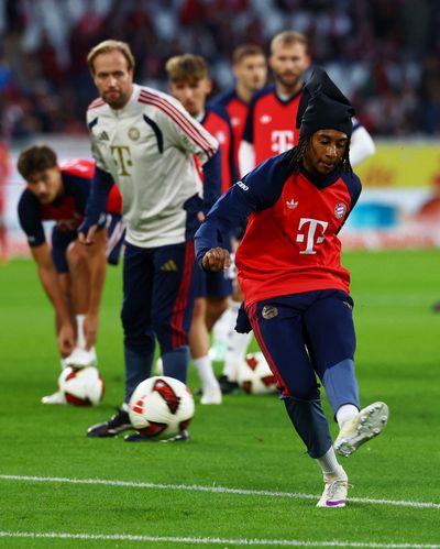 Bayern and Kane host Dortmund after week of 'extremes'