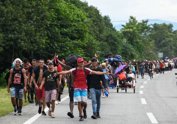 U.S. Restricts Visas for More Than 15 People Allegedly Linked to Organizing Migrant Caravans