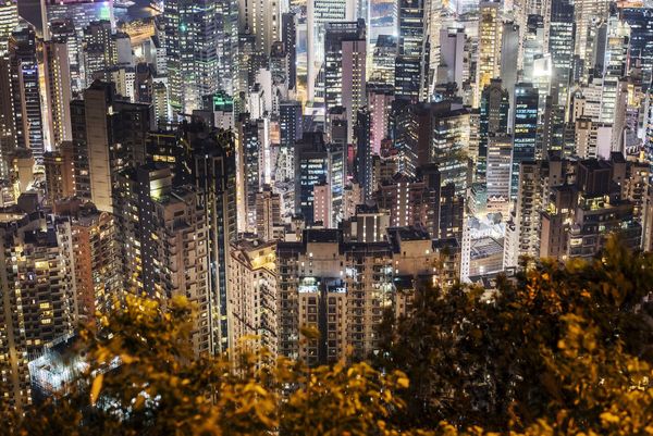 China's Bargain Banks Missing Rally as Debt Spooks Investors