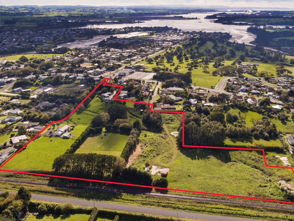 Waiuku town centre land package