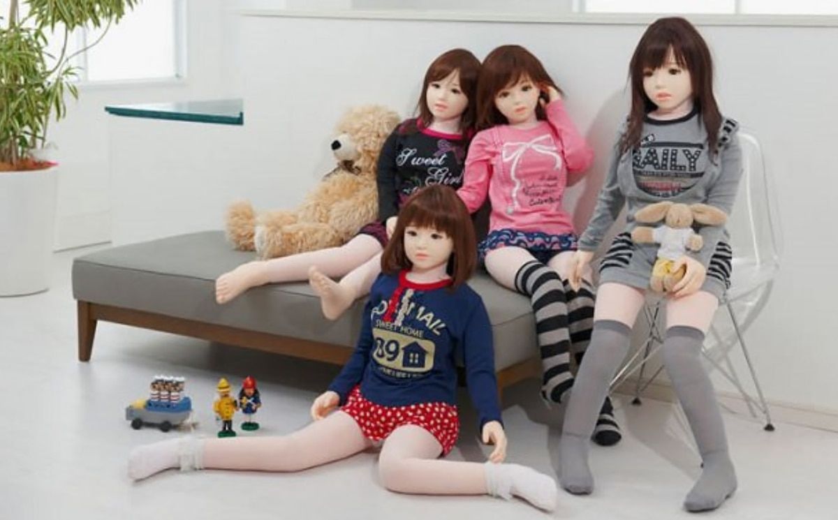 Customs seize sex dolls with child like faces