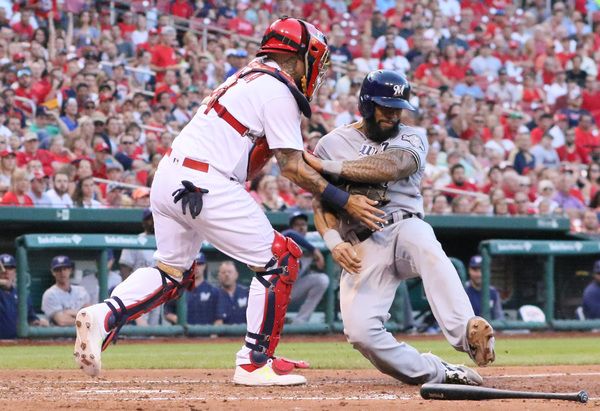 Brewers' Eric Thames looking for middle ground after fast start followed by slump