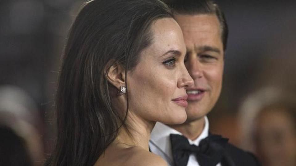 Angelina Jolie Reveals She Has Bells Palsy Heres…