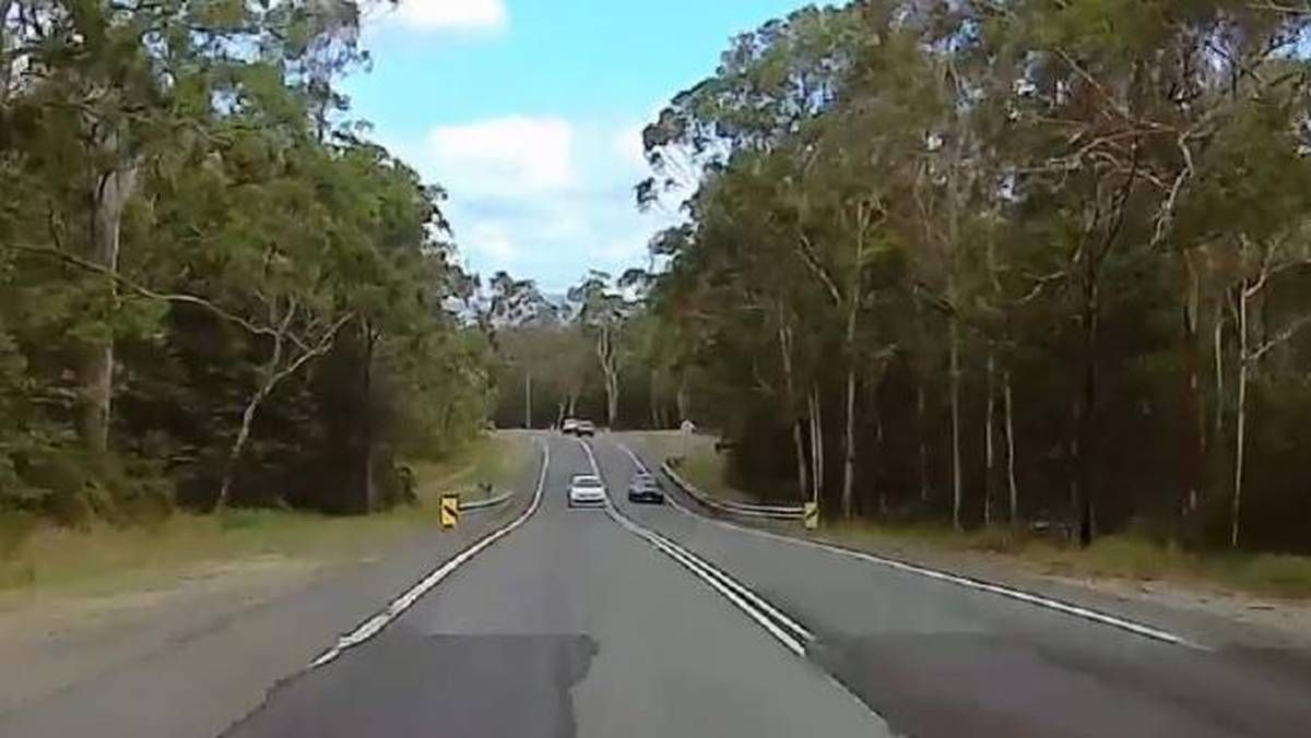 Dashcam Captures Two Terrifying Near-misses In 30…