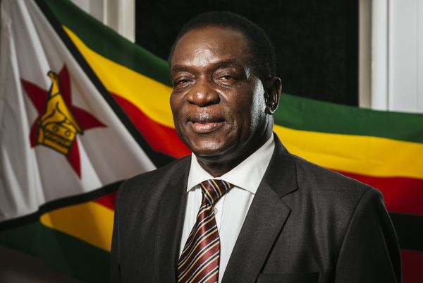 Zimbabwe May End Local Ownership Rule on Platinum, Diamonds