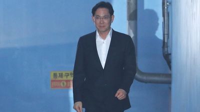 South Korea: Samsung heir Lee Jae-yong freed