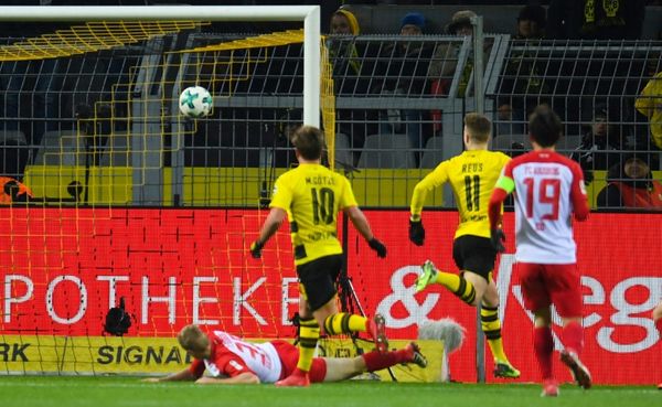 Fans boycott Monday match as Dortmund held by Augsburg