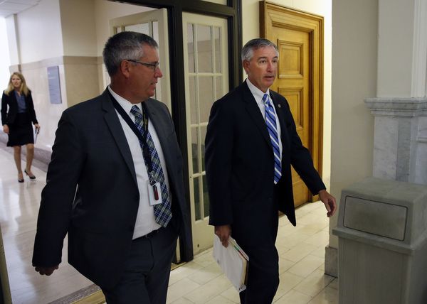 Cosby defense accuses prosecutors of racial discrimination as jury selection continues