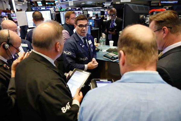 Equities pare losses, dollar gains cut after Fed minutes amid U.S.-China trade concerns