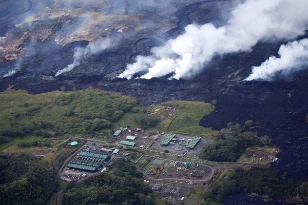 Lava flow stalls, sparing Hawaii geothermal plant from more damage