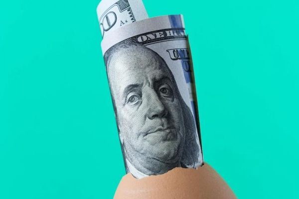 5 Financial Myths That Are Totally False