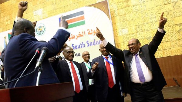 South Sudan: Salva Kiir, Riek Machar meet in Khartoum for talks