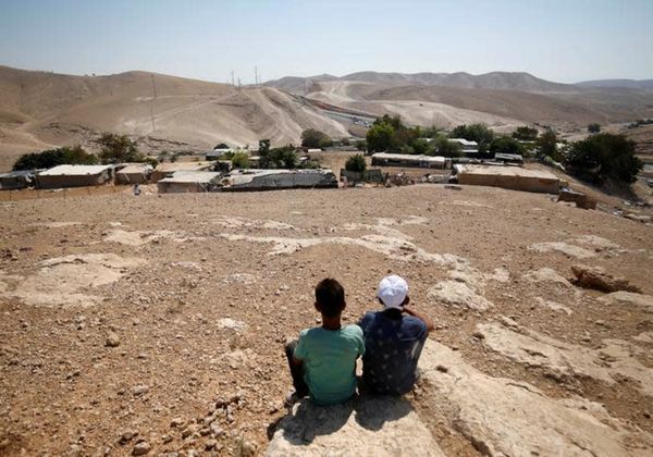 High Court gives final okay to demolish Bedouin village of Khan al-Ahmar
