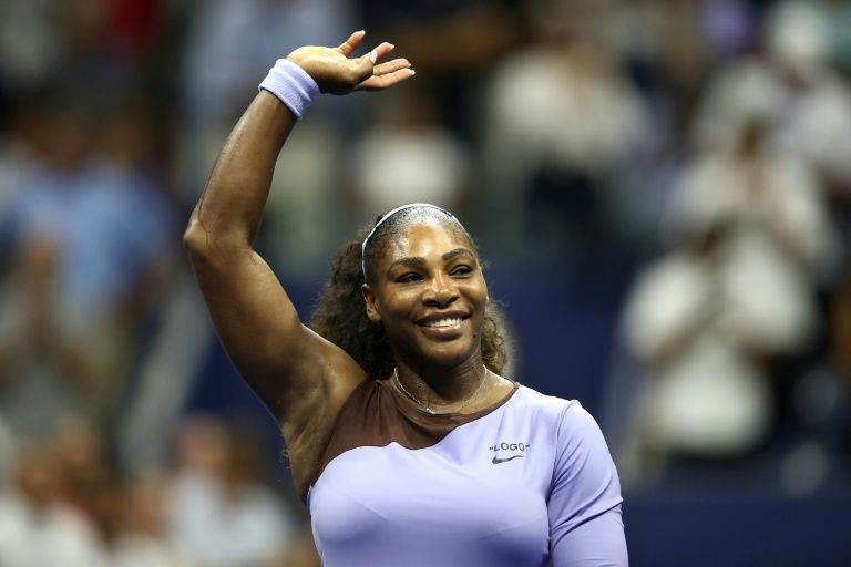 Topless, singing Serena sparks internet breast cancer…