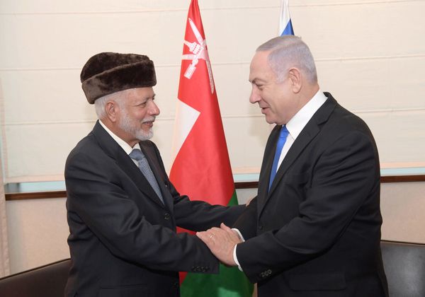 Omani foreign minister tells Netanyahu of 'new era' in Middle East
