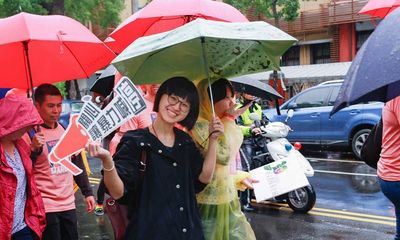 Women’s March Braves the Rain in Taipei, Tsai Touts Gender Equality