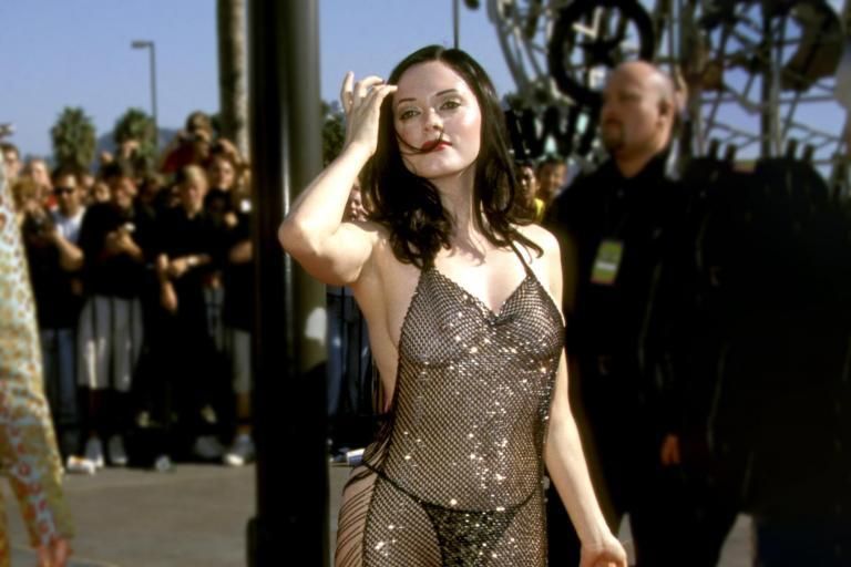 Rose McGowan VMA dress: Charmed star's iconic 1998 Rose McGowan VMA dress: Charmed star's iconic 1998