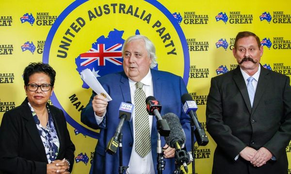 Morning mail: Clive's candidate contracts, energy policy confusion, Assange jailed