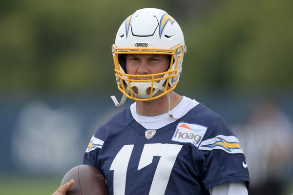 Best photos from Chargers’ 2019 spring practices