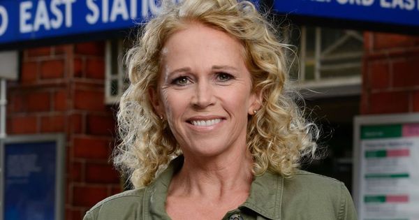 EastEnders airs new Lisa Fowler scene as returning character discovers baby bombshell