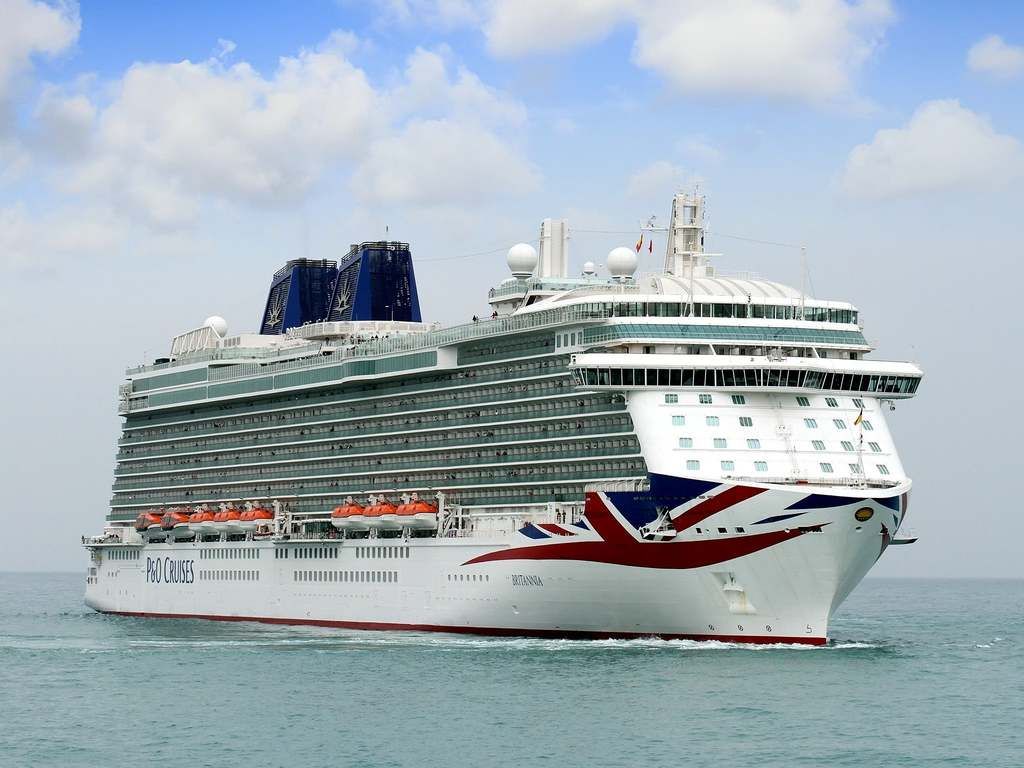 Mass brawl on cruise ship that left six injured and…