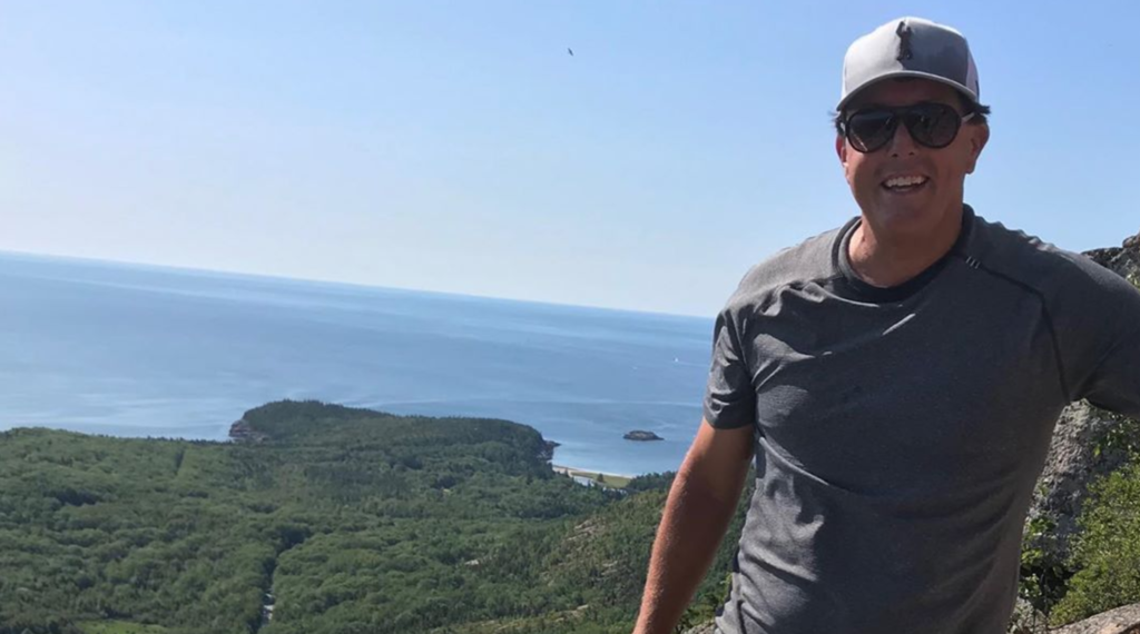 Phil Mickelson takes calves to new heights on…