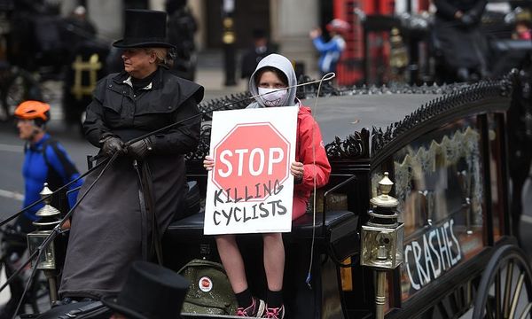 Hundreds of cyclists stage 'die-in' protest in central London