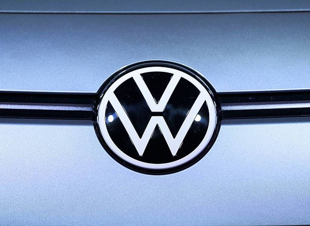 Vw Unveils New Logo Affordable E Cars In Revamp