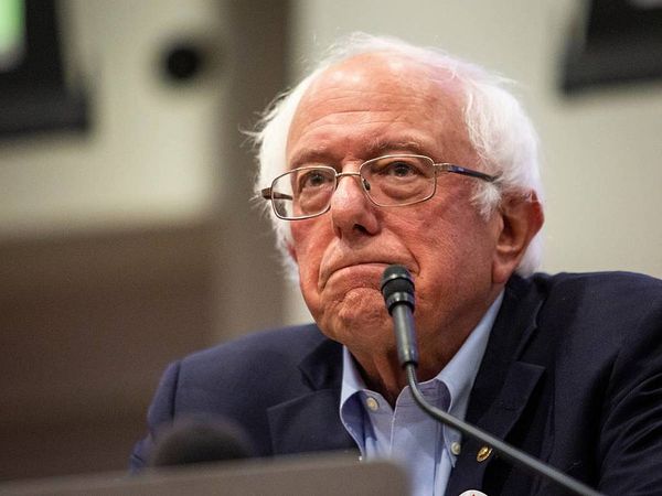 Bernie Sanders suffered a heart attack, campaign confirms