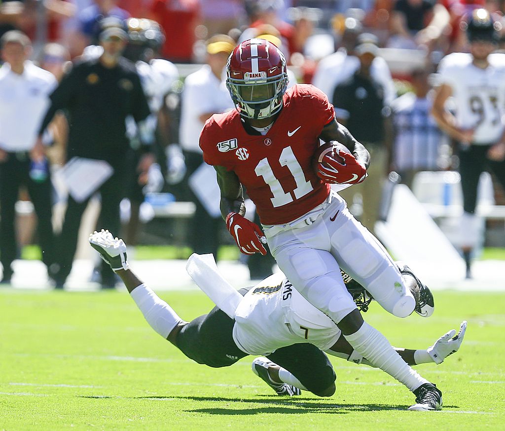 Raiders select Alabama WR Henry Ruggs in latest PFF…