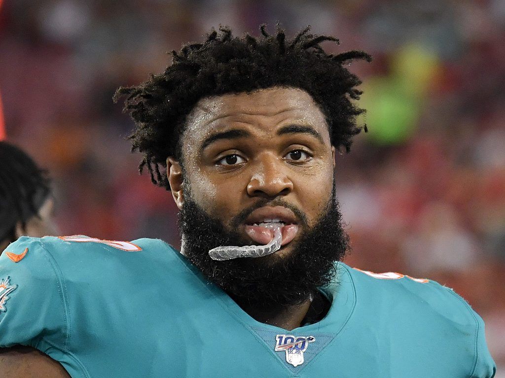 NFL fans roasted the Dolphins after their best player…