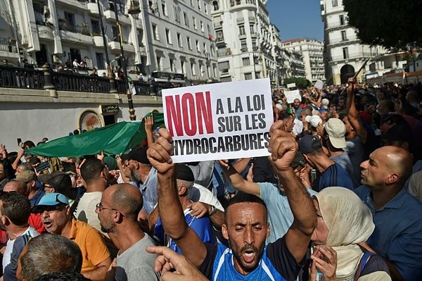 Algeria adopts controversial energy law
