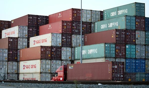 Markets mostly on front foot as trade hopes return