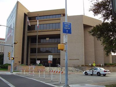 A Top Cop Accused of Racism Forces Austin to Confront Bias in Law Enforcement