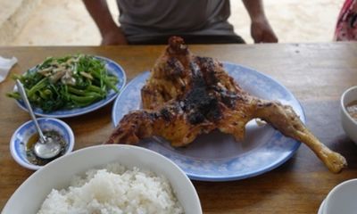 The foodie traveller ... cold beer and dead chickens in Vietnam