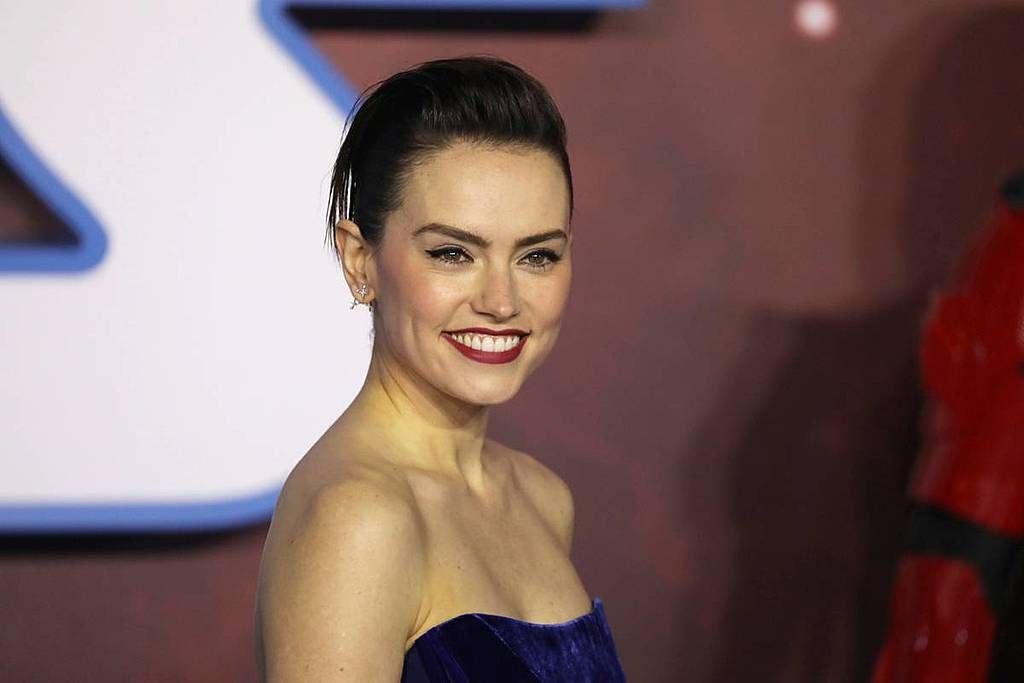 Star Wars actress Daisy Ridley reveals her behind the Star Wars actress Daisy Ridley reveals her behind the