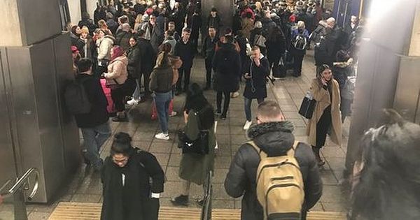 Manchester Victoria staff walked out over 'unacceptable threats and abuse' last night - this is what the union and Northern Rail have to say about it