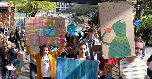 When protest march against Bristol Airport expansion is planned for city centre