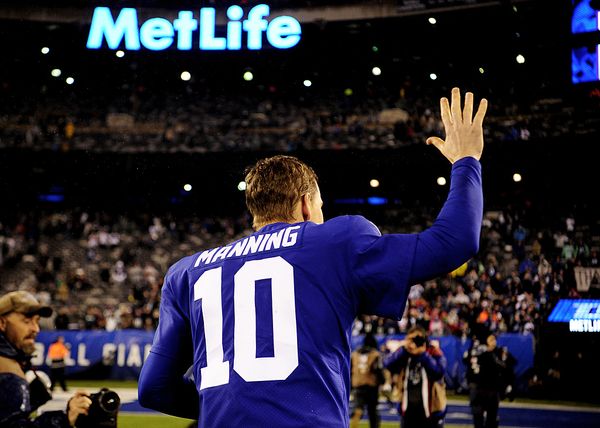 Giants’ Eli Manning officially announces retirement