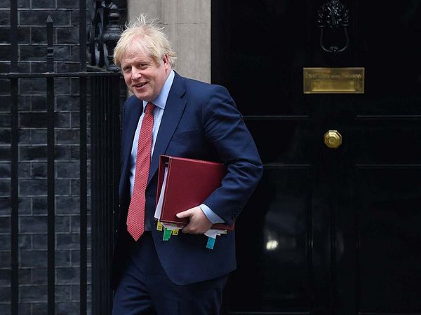 Boris Johnson news: Queen signs Brexit bill into law as PM warned against 'foolish' attempt to rush trade deals with US and EU