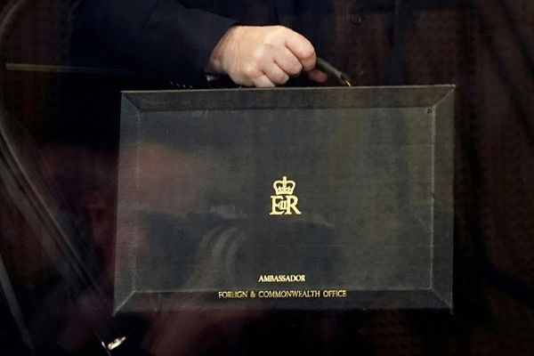 Euro MPs set seal on Brexit in emotional vote