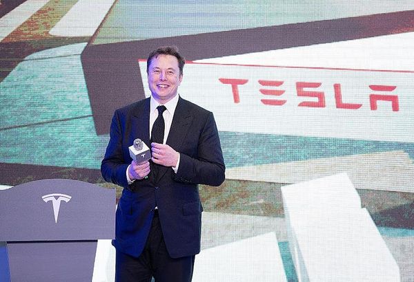 Elon Musk Capitalizes On Tesla Stock’s Hot Streak With $2 Billion Share Offering